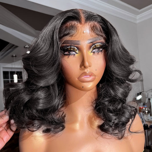 Body Wave Short Wavy Pre-plucked Lace Front Wig